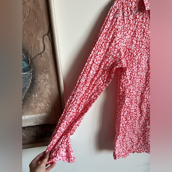 J. McLaughlin Red Button-down Blouse Size L - Picture 4 of 9